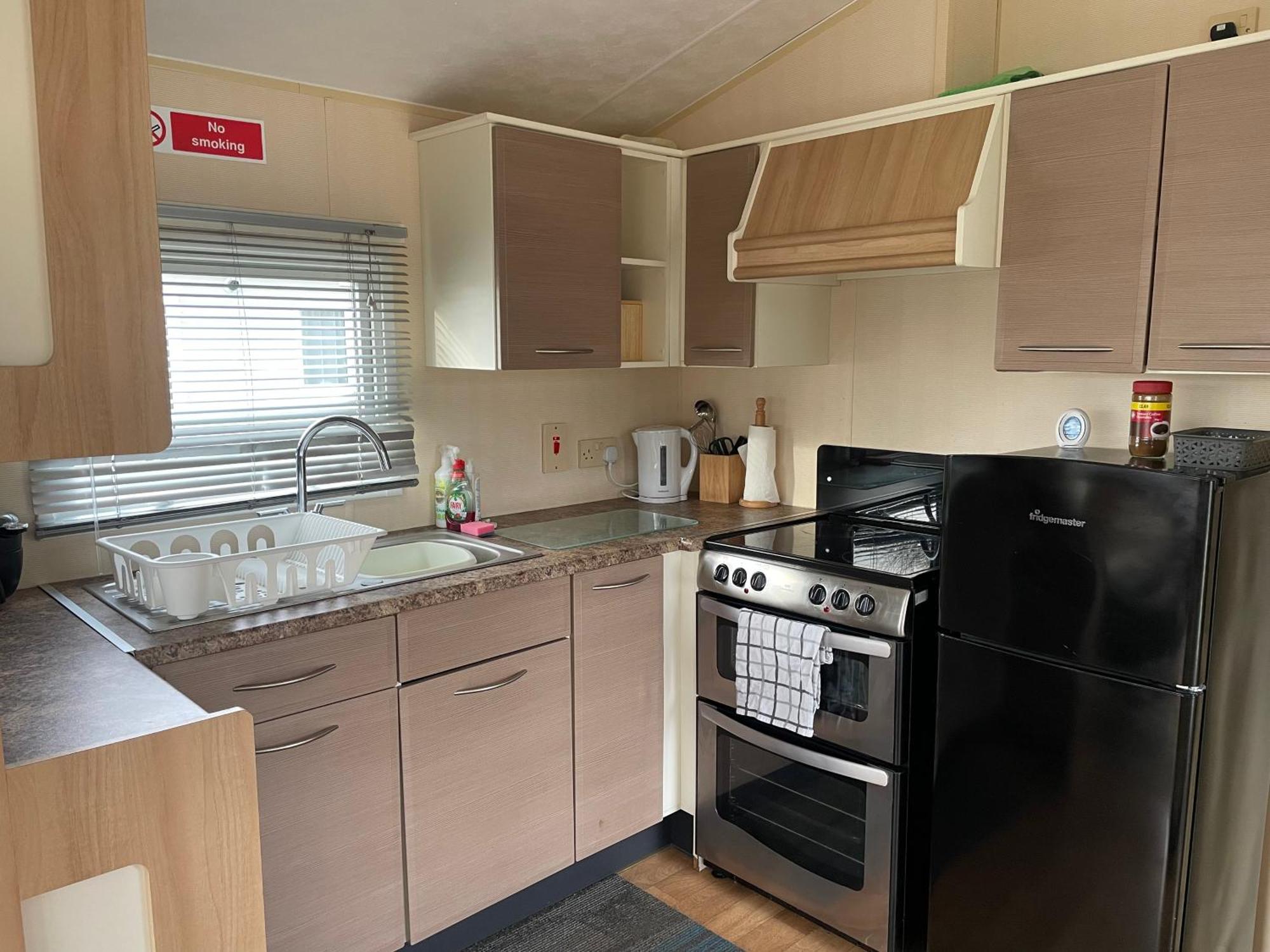 Cosy 3 Bedroom Caravan, South Cerney Luaran gambar